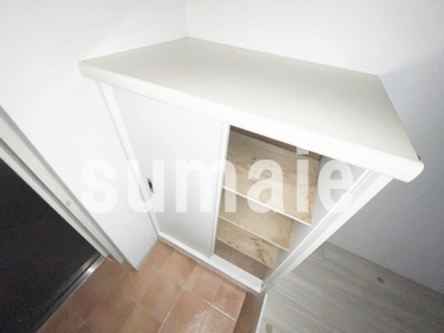 トルス大久保Ⅱの玄関|シューズボックスです☆