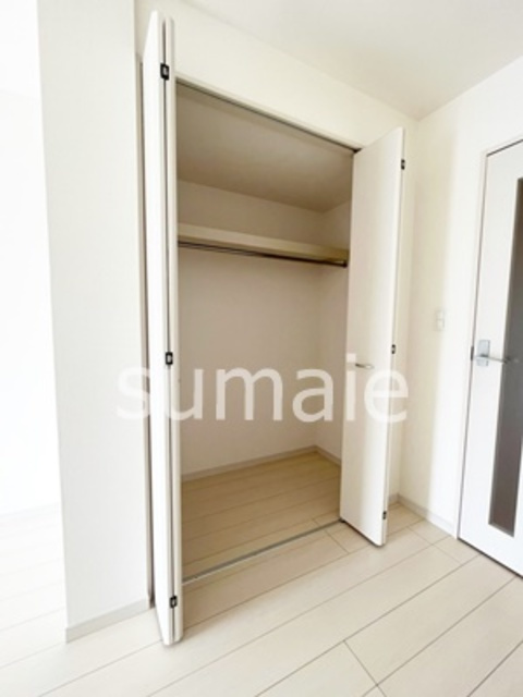 リブリ・イレブンの収納|収納たっぷりクローゼットです！