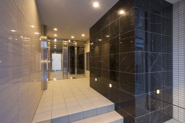 アクアヒルズのエントランス