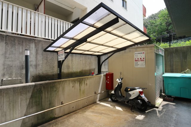 アーベントロートの駐車場
