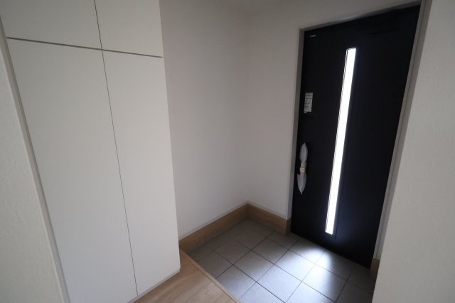 《仲介手数料無料》南区神明２丁目1-11(全1戸)新築一戸建てKEIAI GRACEの玄関