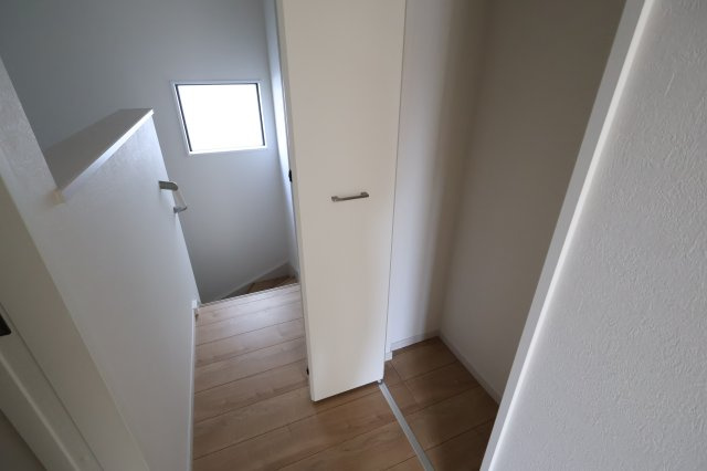 《仲介手数料無料》南区神明２丁目1-11(全1戸)新築一戸建てKEIAI GRACEの収納