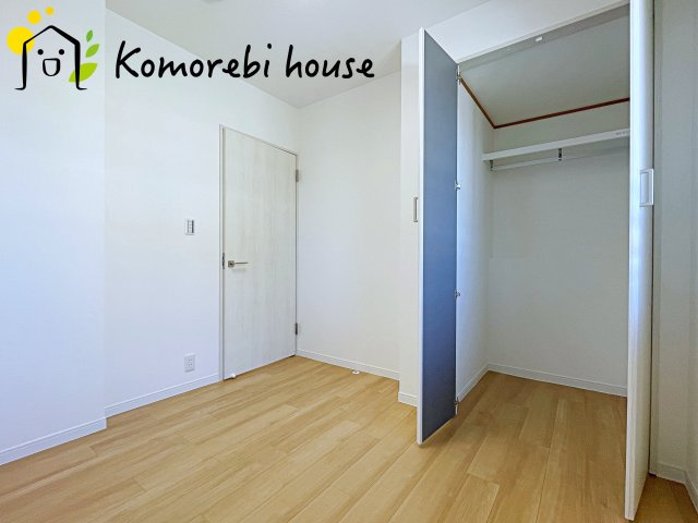 北鴻巣パーク・ホームズの寝室|きれいな洋室です