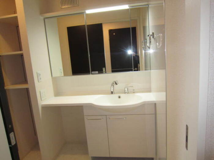 ヴェローナ　Bの洗面所