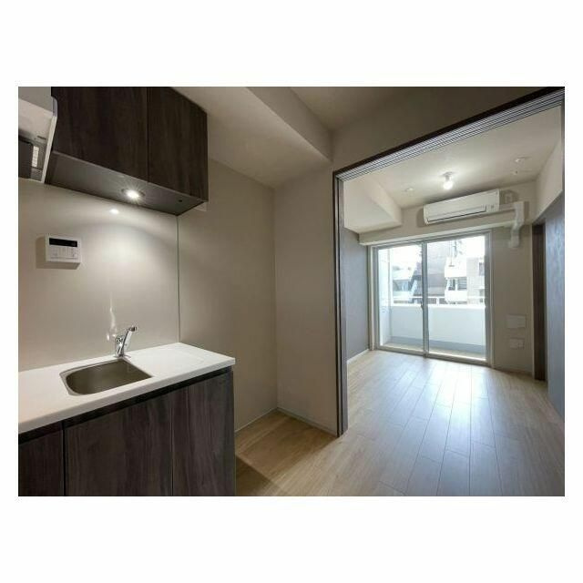 ＴＨＥ　ＧＡＴＥＨＯＵＳＥ雑司が谷の居間・リビング