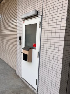 マイレジデンスの玄関