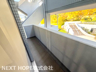 【バルコニー】 | 移瀬ガーデンハイツ | バルコニーは二面ございます♪こちらは北側バルコニーです♪