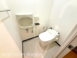 【トイレ】 | 移瀬ガーデンハイツ | タンクレストイレです♪手洗いが別になっており、お掃除の時も便利です！！