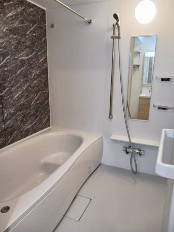 Ｗｅｓｔ　Ｒｉｖｅｒ　Ⅱの浴室|きれいなお風呂です