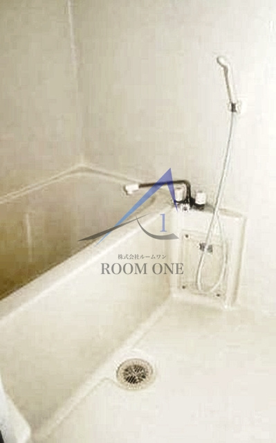 Ｄ－Ｓｑｕａｒｅ千歳船橋の浴室|お風呂です。