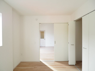 【洋室】 | LIGARE　松川町３期　１号棟