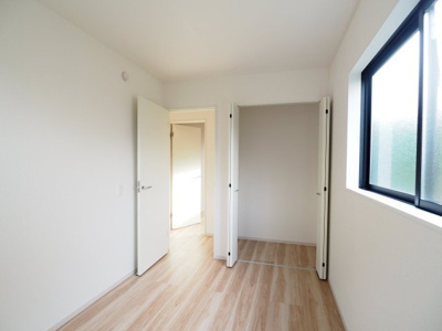 【洋室】 | LIGARE　松川町３期　１号棟