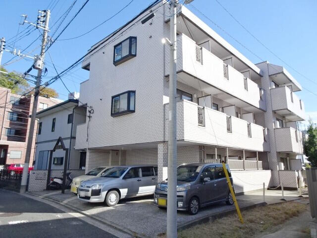 横浜市金沢区富岡東1丁目のマンションの画像