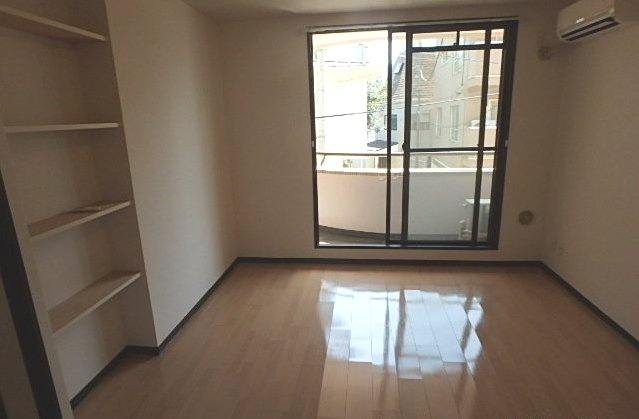 新宿区市谷台町のマンションの画像