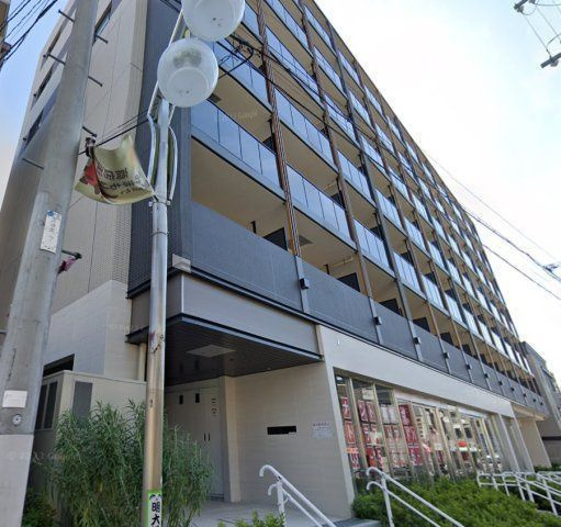 ニューミラ明大前の駐車場