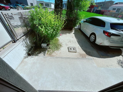 【庭】 | ロイヤルシャトー手柄南