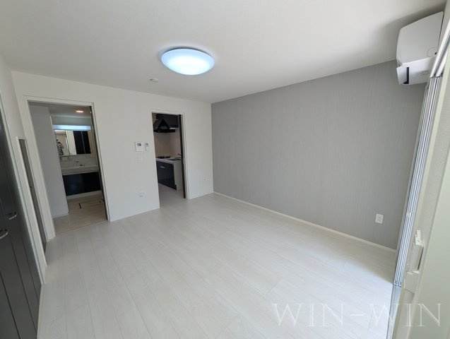 エスターテの洋室