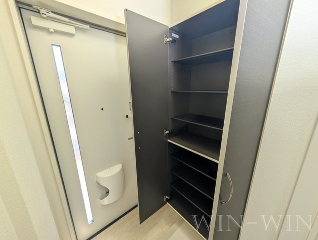 エスターテの玄関