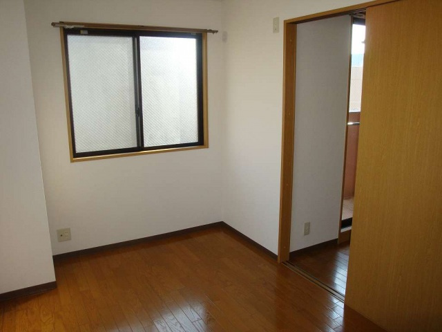 ポートサイド御幸の居間・リビング