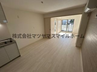 【居間・リビング】 | ピレーネ北条Ⅳ