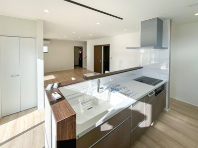 【キッチン】 | 三重郡川越町大字南福崎《6号棟》