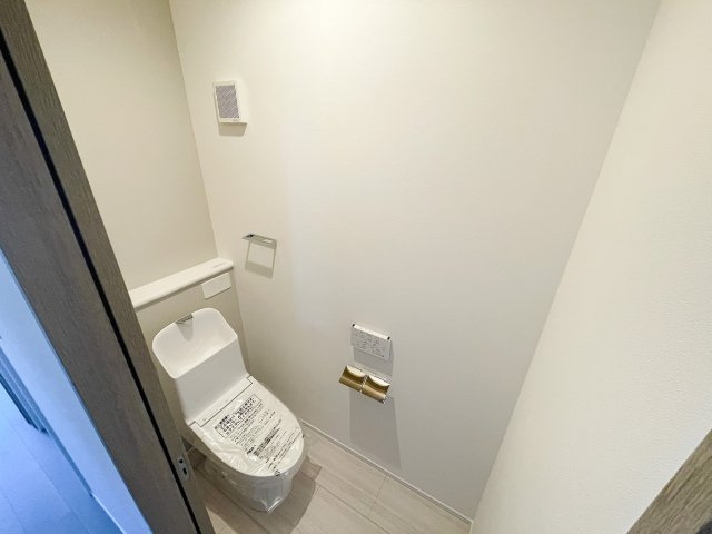 三重郡川越町大字南福崎《7号棟》のトイレ|2階
