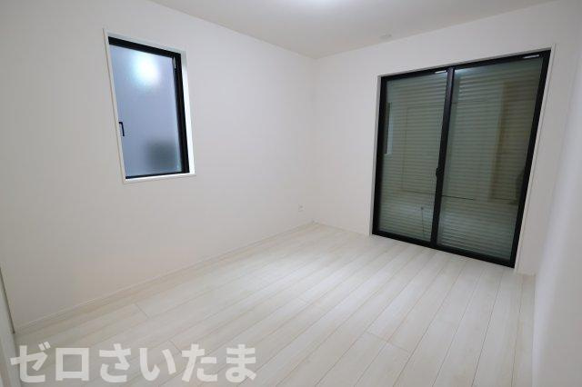 《仲介手数料無料》見沼区大和田町２丁目775新築一戸建てグラファーレの洋室|1階の6帖