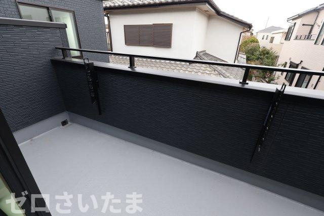 《仲介手数料無料》見沼区大和田町２丁目775新築一戸建てグラファーレのバルコニー