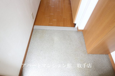 【玄関】 | ヴァンコリーヌ新町