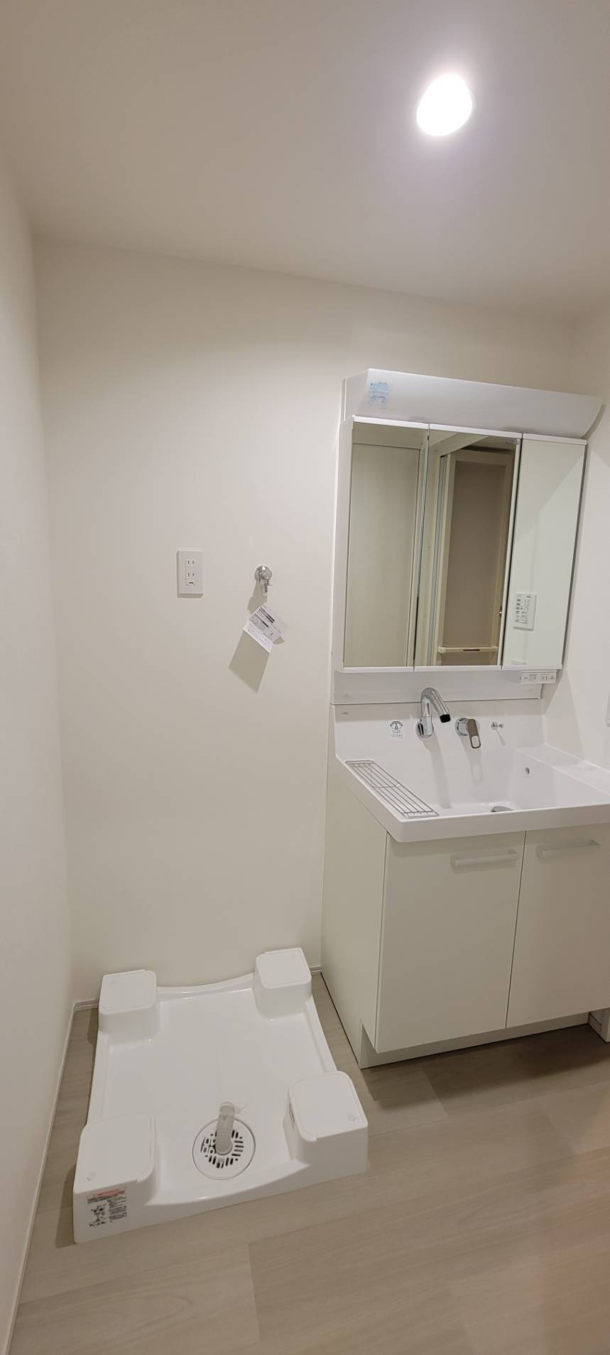 【洗面所】