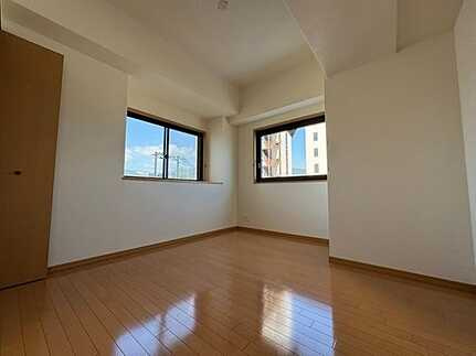 レアルマーレ望厳荘の洋室