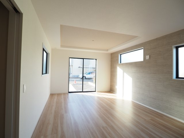 【居間・リビング】 | LIGARE　瀬上町６期　１号棟 | ★内覧予約で新米4kg★