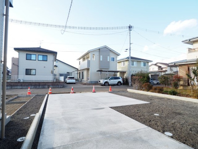 【前面道路含む現地写真】 | LIGARE　瀬上町６期　１号棟 | ★内覧予約で新米4kg★