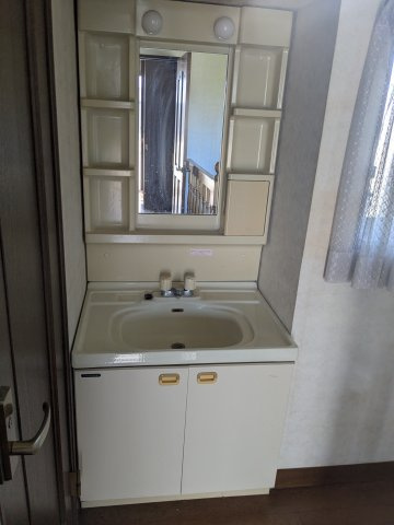 中古戸建　浜川町の独立洗面台