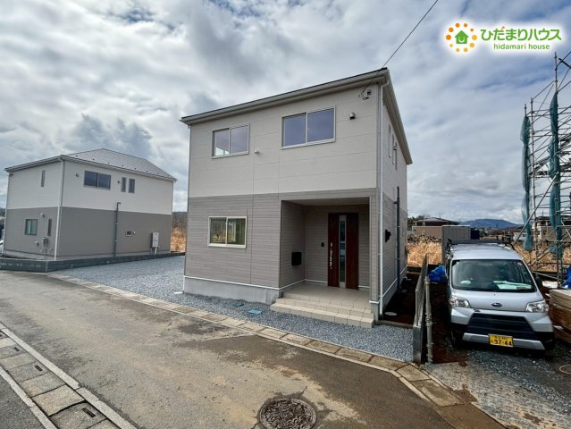 寄居町赤浜　第6　新築一戸建て　クレイドルガーデン　01の外観|スッキリとした箱型フォルムが目を引く外観です！
周囲に高い建物が少なく、空を広く感じられる開放的な立地が魅力ですね！