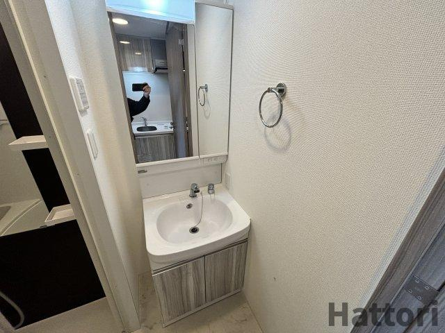 スペーシア江坂広芝町の独立洗面台