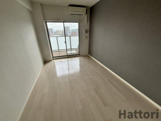 スペーシア江坂広芝町の居間・リビング