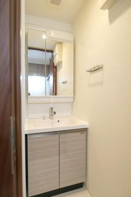 【洗面所】 | LUMEED CUBE 菊川 PREMIUM(ルミードキューブ菊川プレミアム）