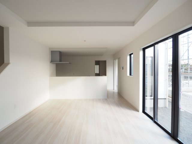 【居間・リビング】 | LIGARE　瀬上町６期　２号棟 | ★内覧予約で新米4kg★