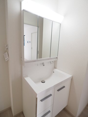 【独立洗面台】 | LIGARE　瀬上町６期　２号棟 | ★内覧予約で新米4kg★