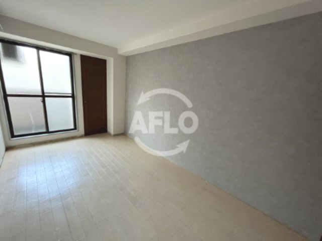 ベルフレージュ北堀江の居間・リビング|ベルフレージュ北堀江　洋室