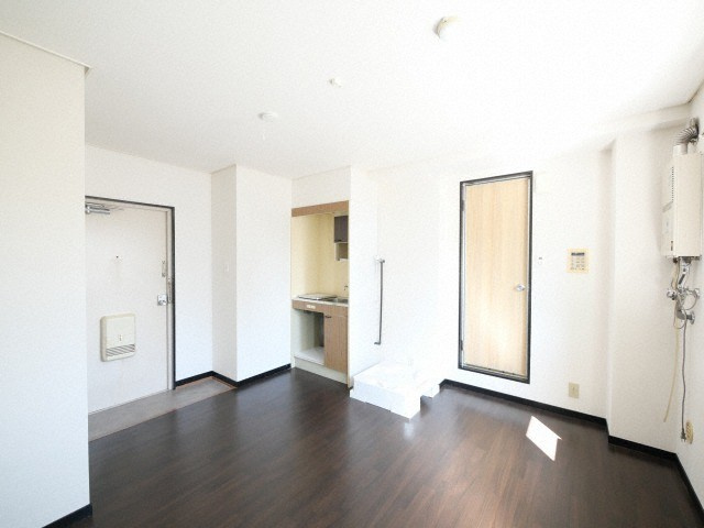 今井商事２７ビルの内装