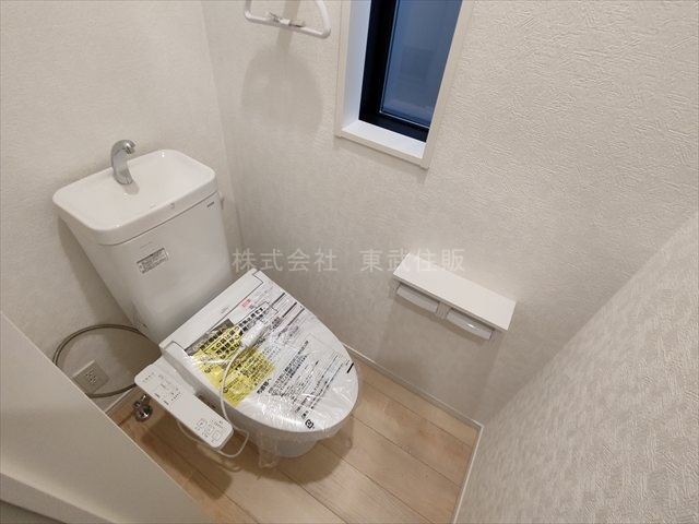 【トイレ】 | 狭山市柏原第１３　全３棟　1号棟 | ゆったりとした空間のトイレです