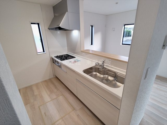 【キッチン】 | 狭山市柏原第１３　全３棟　1号棟 | お料理しやすいキッチンです