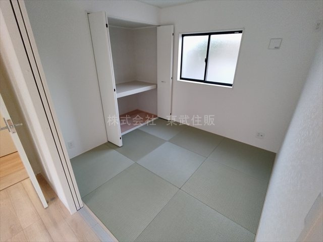 【和室】 | 狭山市柏原第１３　全３棟　1号棟 | 和室4.5帖、ちょっとしたくつろぎスペースにいかがでしょうか