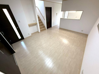 【居間・リビング】 | 桜ヶ丘町戸建