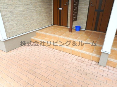 【エントランス】 | アルヴィータＢ