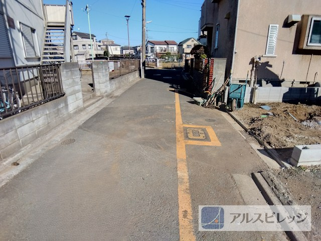 新築/新座市栗原1丁目　全４棟の前面道路含む現地写真