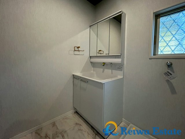 中古戸建　茅ヶ崎市菱沼1丁目の独立洗面台