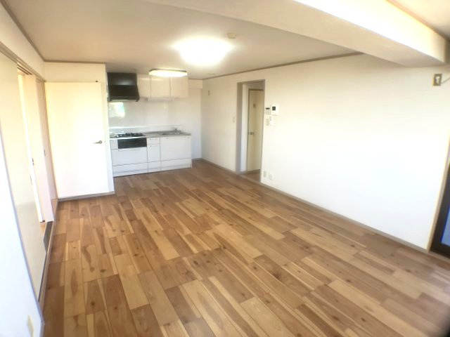 グランドカーサ武蔵野の居間・リビング